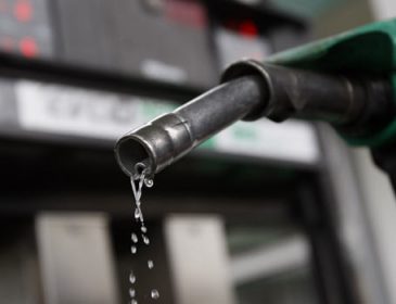 Бензин может подорожать на 1,5 гривны: как и почему изменятся цены