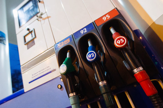 В Украине снизились биржевые цены на бензин