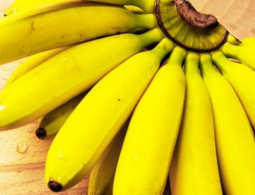 Какие бананы полезнее: желтые или с крапинками