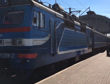 Реформа Укрзализныци: от электронных билетов до вагонов-автомобилевозов