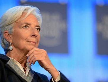 Главу МВФ будут судить за кражу более 400 млн евро