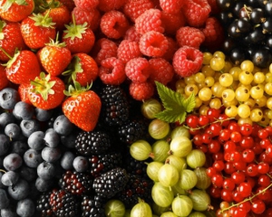 Что происходит с ценами на фрукты и ягоды этого сезону