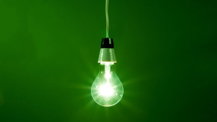 С сегодняшнего дня действуют «зеленые» тарифы на электроэнергию для частных домов