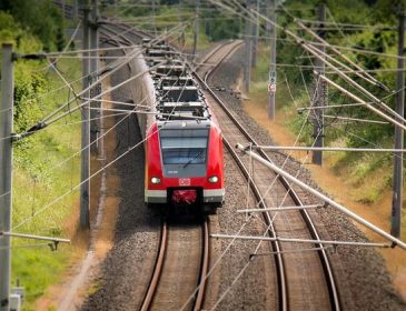 «Укрзалізниця» не досчиталась более 200 млн гривен за перевозку льготников