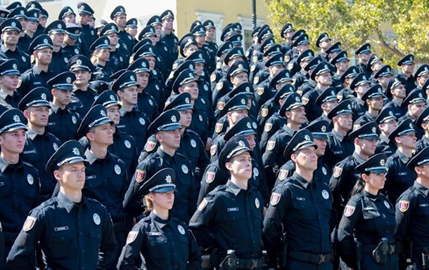 Полицейское государство: В Украине вдвое больше полицейских, чем в какой — либо точке мира