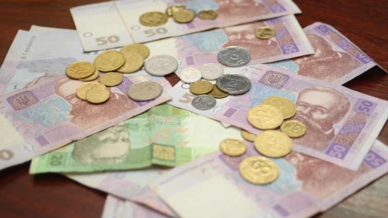 НБУ сегодня продал очередные 50 млн долларов на валютном аукционе