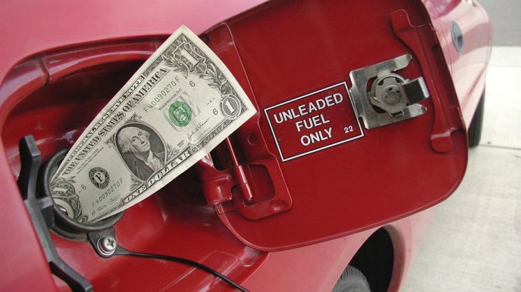 Рынок уже не может сдерживать цены на бензин