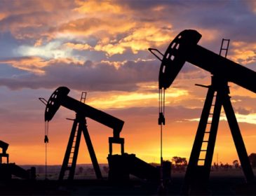 Иран инвестирует 72 миллиарда долларов в нефтехимический сектор