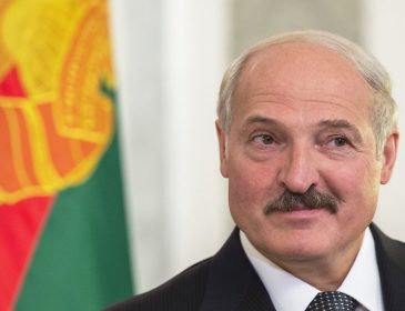 Шаг навстречу демократическому миру: беларусы смогут открывать счета за границей