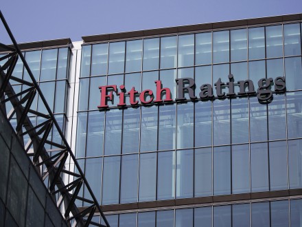 Fitch понизило рейтинг ПриватБанка до «RD»