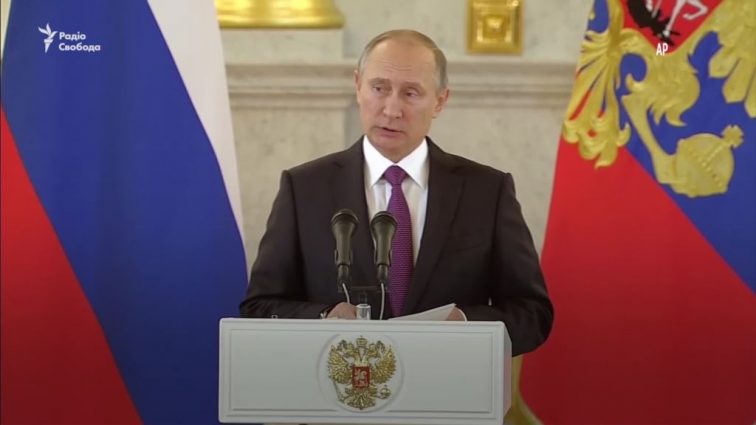 Путин не хочет избавляться от санкций, без них будет еще хуже