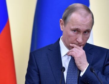 Путин освободил от налогов попавших под санкции россиян