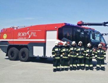 В Украине появилась необычная пожарная машина за один миллион евро