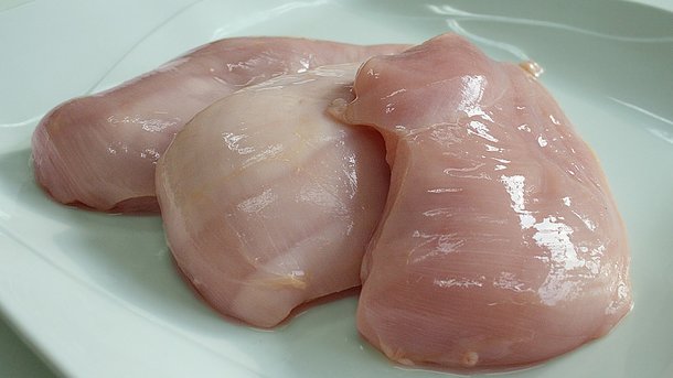ЕС снял запрет на курятину из Украины