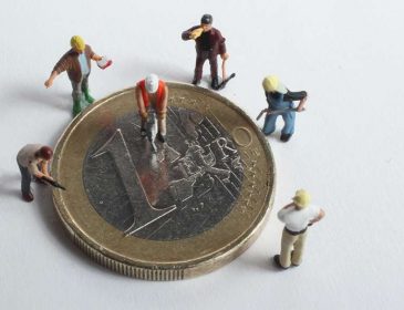 Курс евро: как валюта отреагировала на победу Макрона