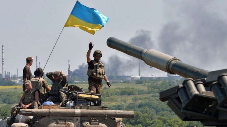 Деньги олигархов или обороноспособность страны: Когда уже украинские военные пересядут в «Оплот» (фото)