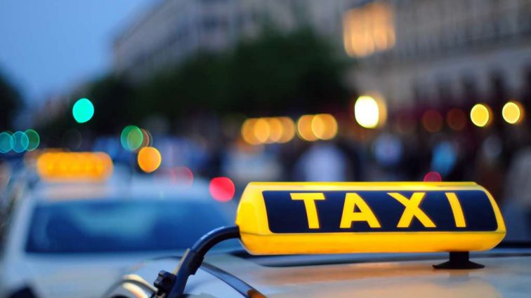 В Украине подорожает такси