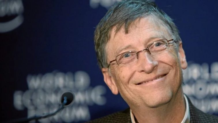 Билл Гейтс вернул себе первую строчку рейтинга Forbes за пару часов
