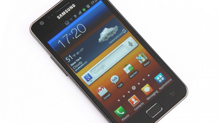 Samsung выпустит первый в мире смартфон со встроенным алкотестером