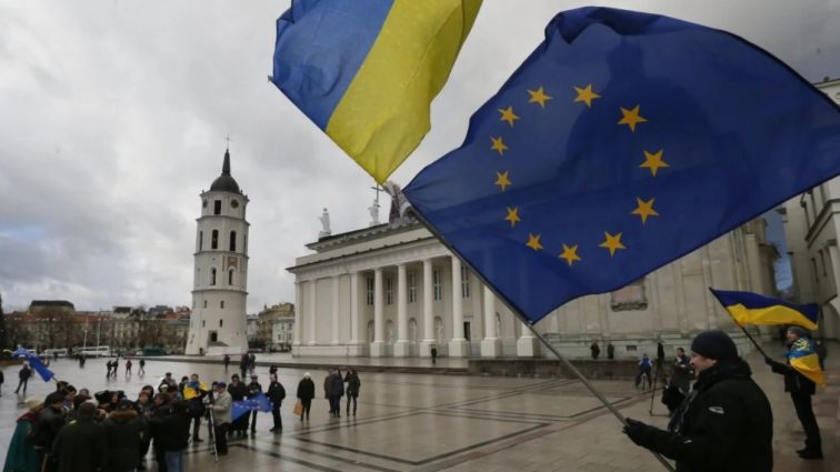 Литва преподнесла Украине евроинтеграционный подарок