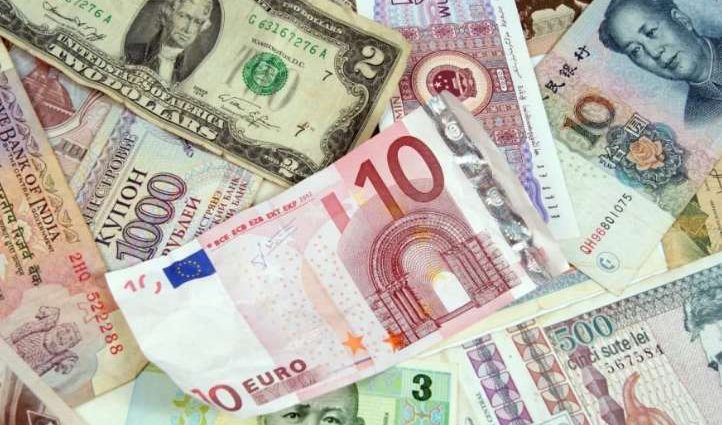 За одно евро впервые за месяц дают менее 30 украинских гривен