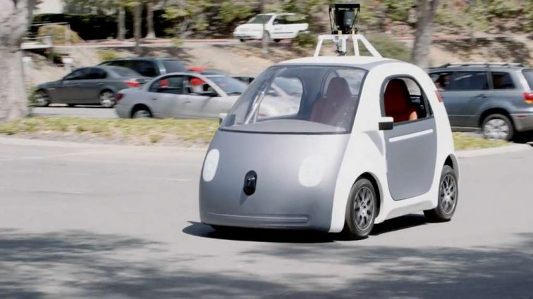 Центр Google разрабатывает машины с автопилотом