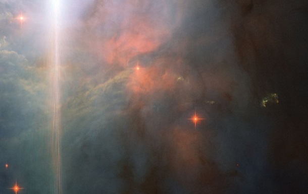 Фото завораживающего заката в созвездии Ориона показало NASA