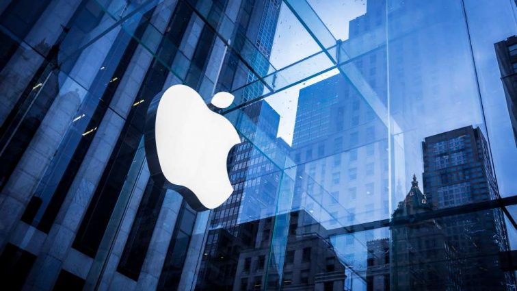 Американская компания потребовала запретить производство iPhone в Китае
