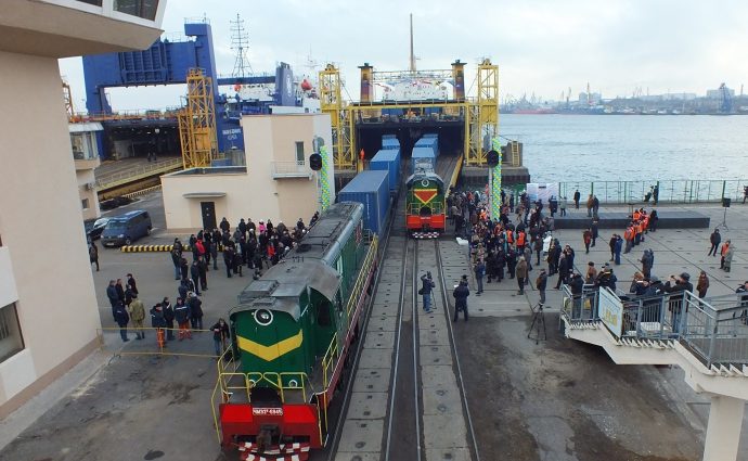 Китай пустит маршрут нового Шелкового пути через Украину