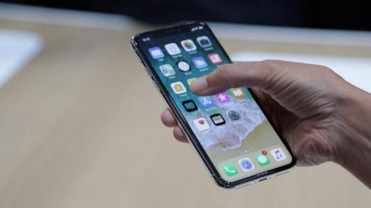 Apple сообщила, с какими трудностями столкнуться владельцы iPhone X