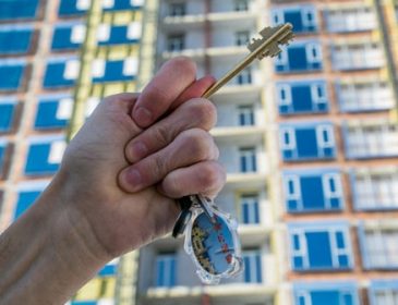 «Десятки квартир» — как мошенники торгуют «гнездышками» киевлян