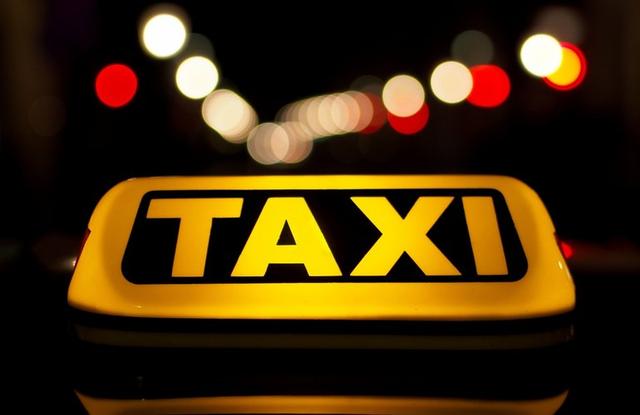 В Украине существенно поднимают тарифы на услуги такси