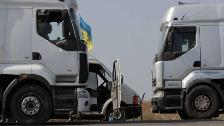 Путин продлил на полгода ограничения транзита украинских грузов в Казахстан через территорию РФ