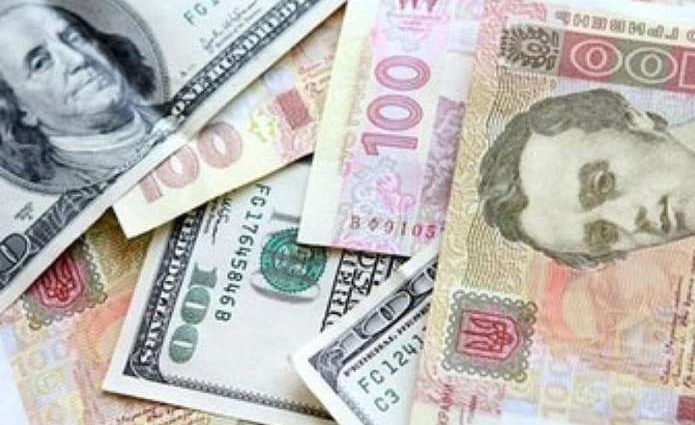 Доллар вырос: официальный курс доллара на четверг, 19 апреля