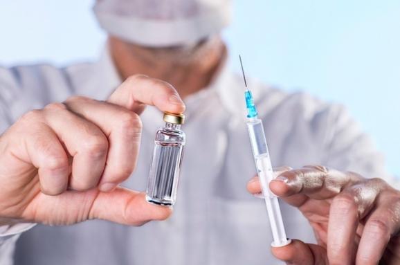 Вакцина-убийца: в Украине запретили популярные лекарства