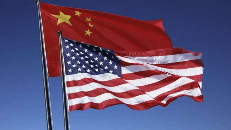 «Из-за кражи интеллектуальной собственности»: США ввели спецпошлину для Китая