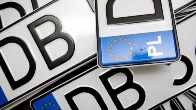 «Новая МММ»: Эксперт пояснил, что ждет автовладельцев на Еврономерах после отмены платы за растаможку