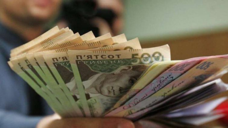 «»Лишние» деньги списываются в бюджет»: Андрей Рева рассказал, как и когда будут выдавать субсидии живыми деньгами