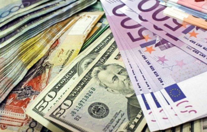 Доллар и евро взбунтовались: НБУ обнародовал свежий курс валют